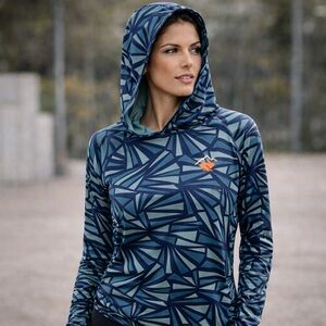 Rabbit Women’s UPF Deflector 2.0 Performance Sun Hoodie Sail Shard